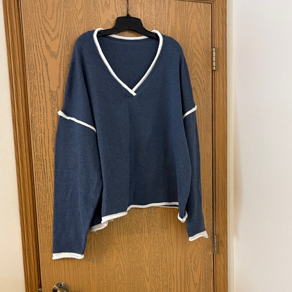 Lightweight Navy V-Neck Sweater with White Accents